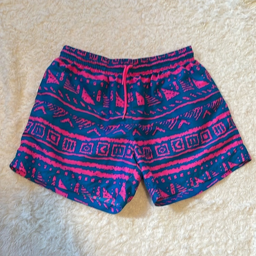 Chubbies Athletic Blue and Pink Geometric Shorts